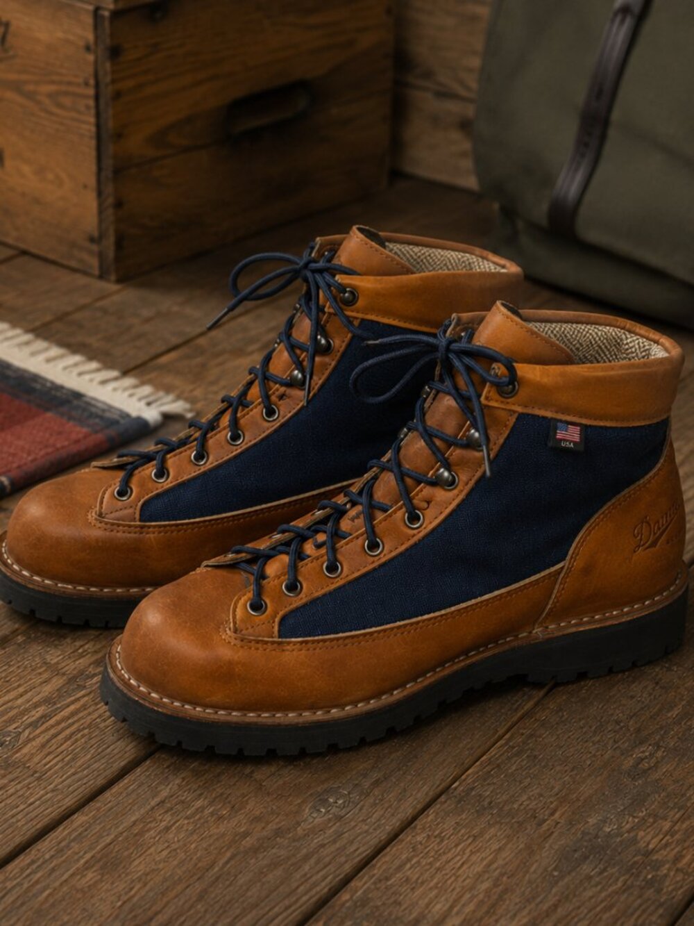 Danner Light Cascade Boots Men’s 10.5 EE USA Made Leather Canvas Hiking 31543